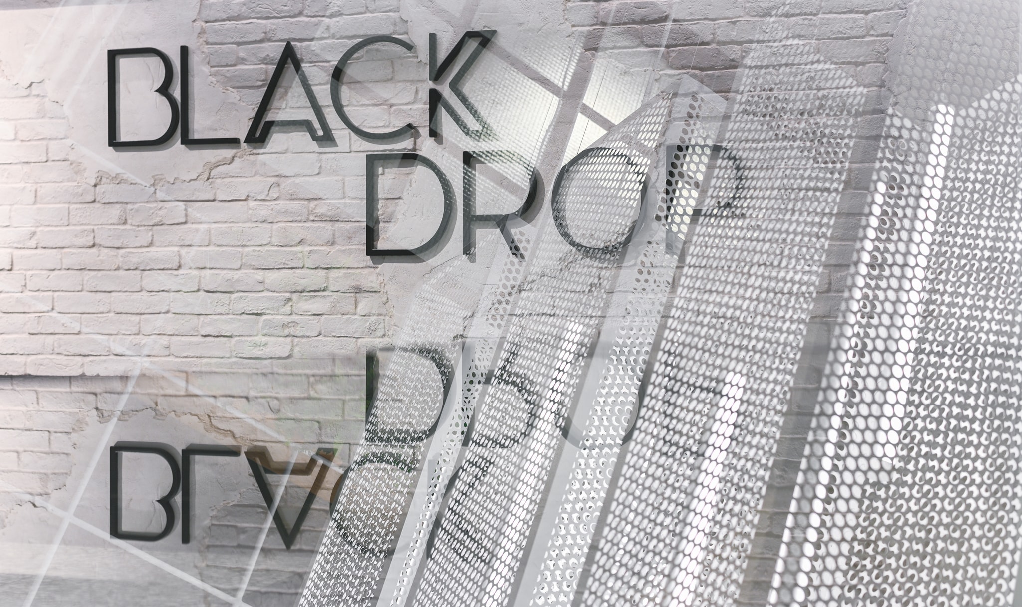 BlackDrop_1